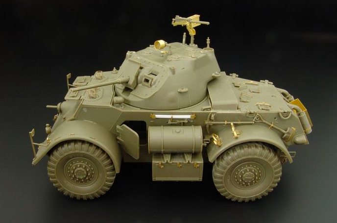 1. Iii armoured car. Iii. Staghound mk ii. 1.