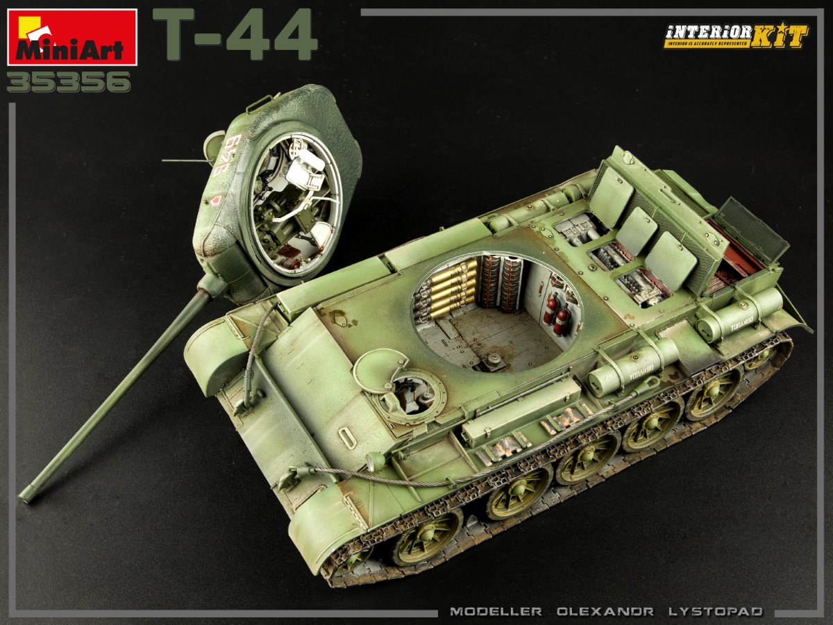 T-44 with Interior Kit MiniArt 35356