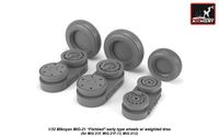 Mikoyan MiG-21 Fishbed wheels w/ weighted tires, early - Image 1