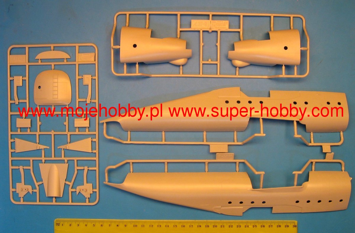 Antonov An-8 Camp A-Model -72141