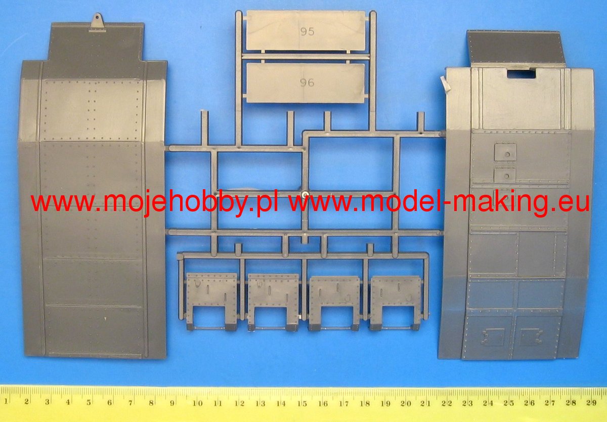 Mark IV WWI Tank Female Emhar 4002 Mark IV WWI Tank Female Emhar 4002
