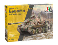Sd.Kfz.173 JAGDPANTHER with winter crew