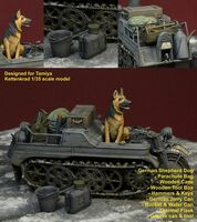 Luftwaffe Kettenkrad Accessories with Dog