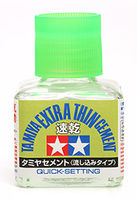 Klej Extra Thin 40 ml - szybkoschncy (Tamiya Extra Thin Cement (Quick-Setting) - Image 1