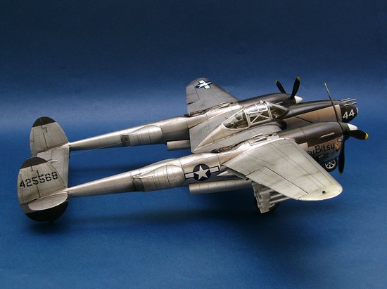 1/32 ロッキード P-38L-5-LO ライトニング 02227 Lockheed P-38L-5-LO lightning Trumpeter 02227