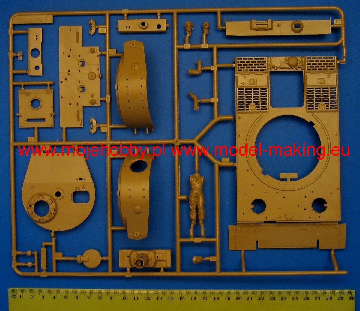 German Tiger I Tank Late Version Tamiya 35146