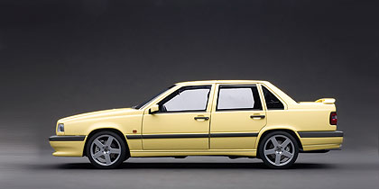 Volvo 850 T5R Sedan 1995 - Die-cast model - AutoArt 79501