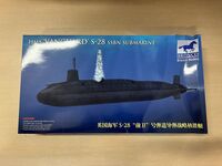 British Ssbn Submarine HMS Vanguard SM-28-USZKODZONE PUDEKO/DAMAGED Box