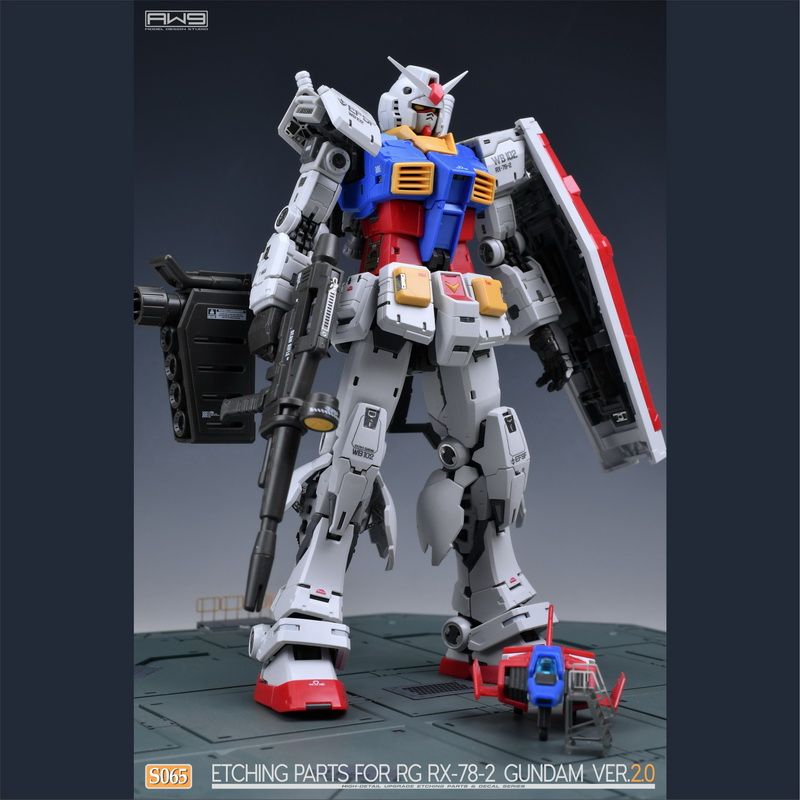 RG RX-78-2ガンダム、RG MS-06S Etching Parts with Decals for RG RX-78-2 Gundam Ver.2.0