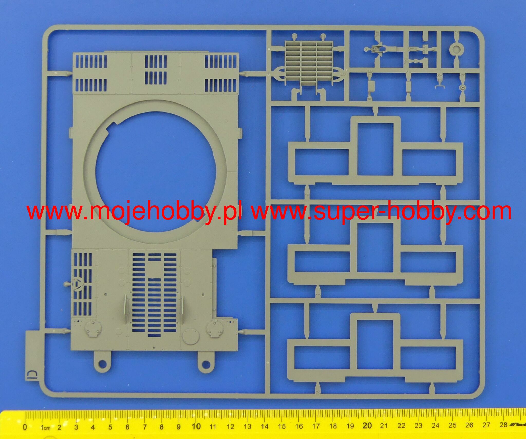 Pz.Kpfw.VIII Maus Hobby 2000 35003
