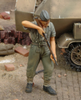 German soldier cleaning rifle-WWII - Image 1