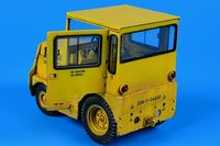 UNITED TRACTOR GC340/SM-340 US NAVY/DLA (with cab)