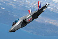 (未使用･未開封品)　ハセガワ 1/72 F-35A プロトタイプ 02107 v1yptgt F-35A Lightning II 